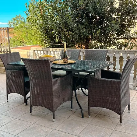 Sunny Day By Mare 格基卡琳